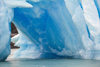 zoom sur la glace d'un iceberg d'Upsala