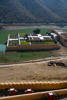 le jardin royal sur le lac Maota depuis fort d'Amber