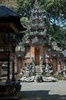 Temple dans la Monkey Forest d'Ubud 