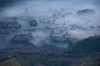 une brume fantômatique dans la vallée du Batur 