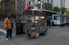 les vendeurs de rue devant le Met