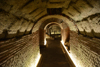 Un dédale souterrain magnifique sous la ville